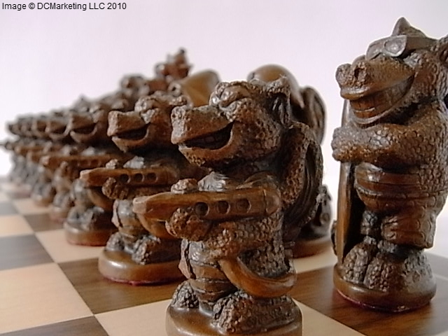 CHH Dragon Chess Set